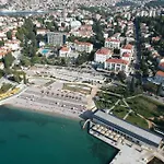 Spacious 80m2 Place, Great Views:-) 2 Bedrooms ! Apartment Dubrovnik