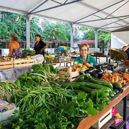 Spacious 80m2 Place, Great Views:-) 2 Bedrooms ! 公寓