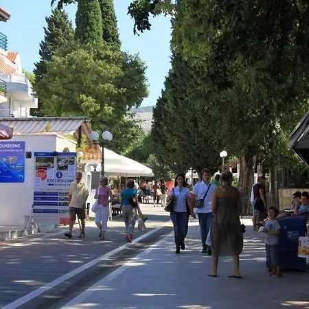 Spacious 80m2 Place, Great Views:-) 2 Bedrooms ! 公寓 杜布罗夫尼克