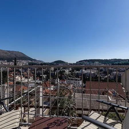 Spacious 80m2 Place, Great Views:-) 2 Bedrooms !