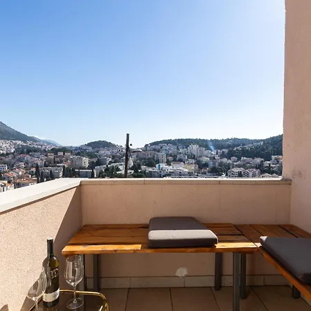 Spacious 80m2 Place, Great Views:-) 2 Bedrooms !