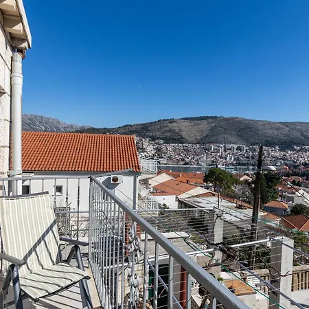 Apartment Spacious 80m2 Place, Great Views:-) 2 Bedrooms !