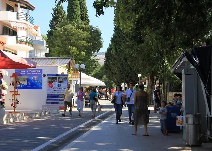 Spacious 80m2 Place, Great Views:-) 2 Bedrooms ! Lägenhet Dubrovnik