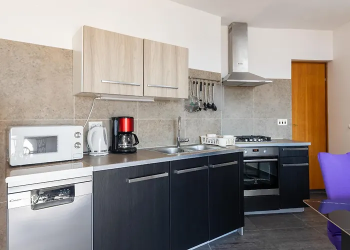 公寓 Spacious 80m2 Place, Great Views:-) 2 Bedrooms ! *